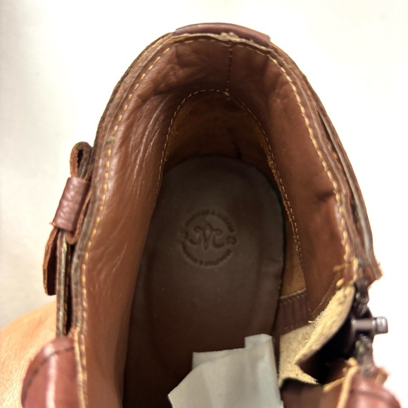 Johnston & Murphy Brown Leather Crafted Zip Block Wood Heel Ankle Bootie Size 10 - Picture 11 of 14